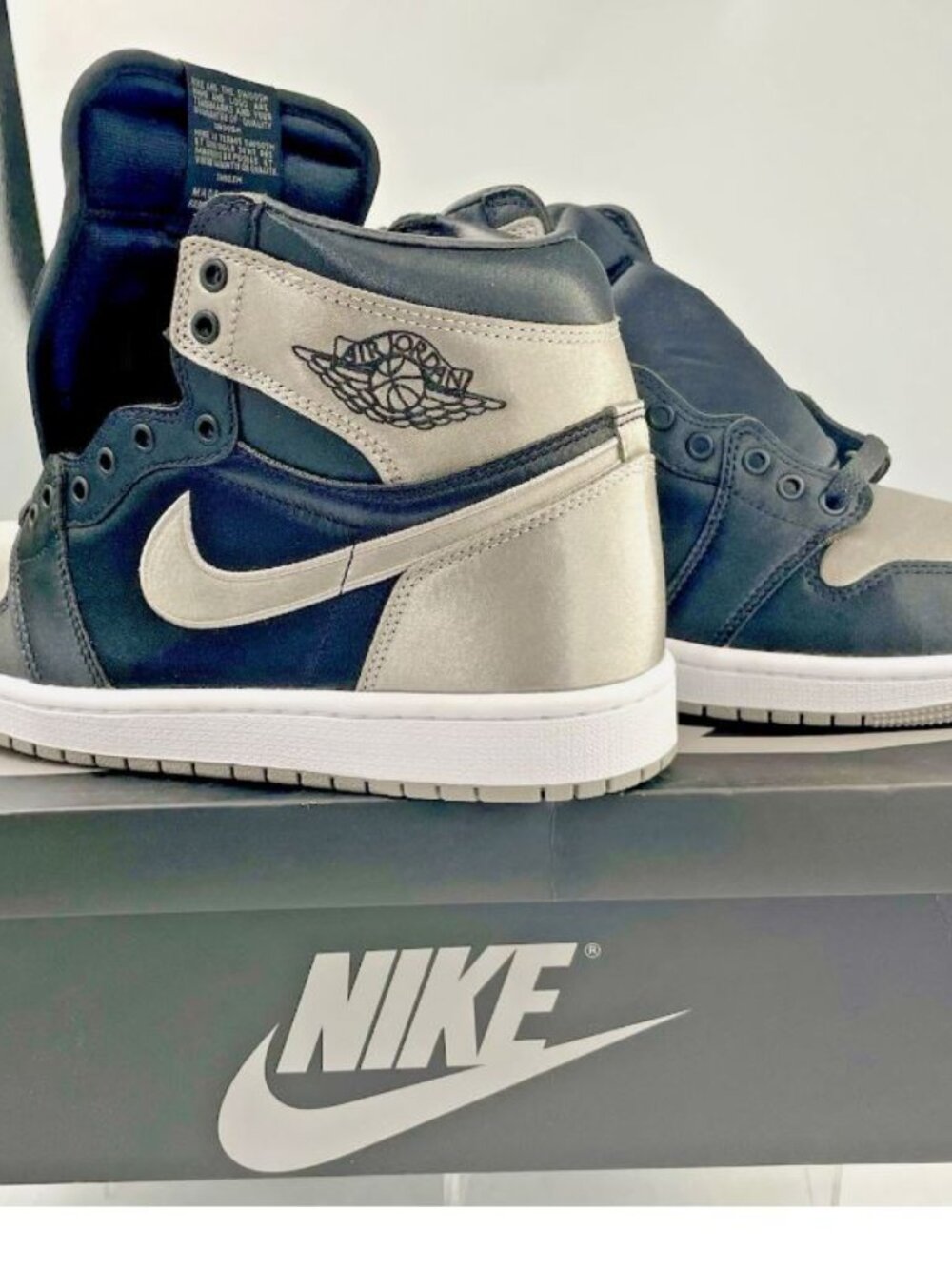 Nike Air Jordan 1 Retro High OG Satin Shadow Women's Size 9 FD4810-010